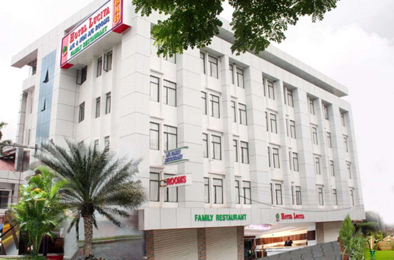 Hotel Luciya Kochi Exterior photo