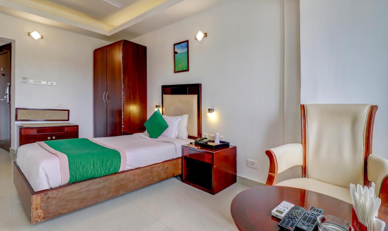 Hotel Luciya Kochi Exterior photo