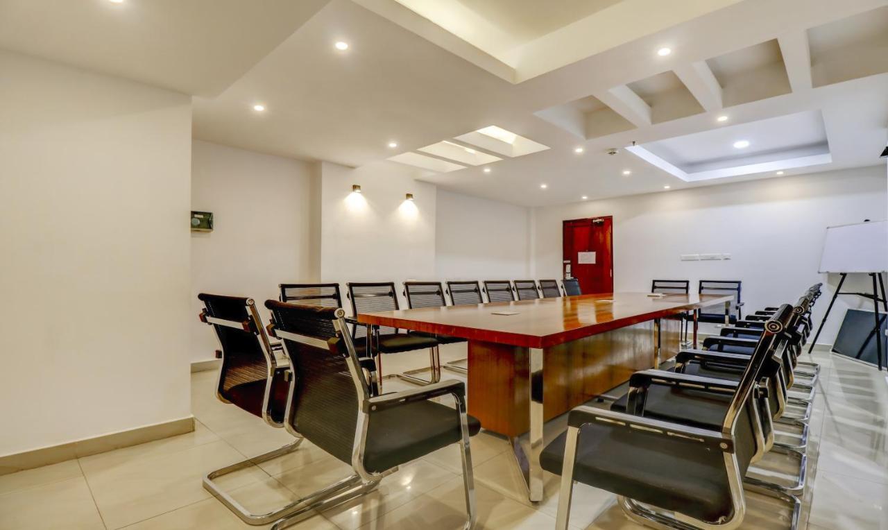 Hotel Luciya Kochi Exterior photo