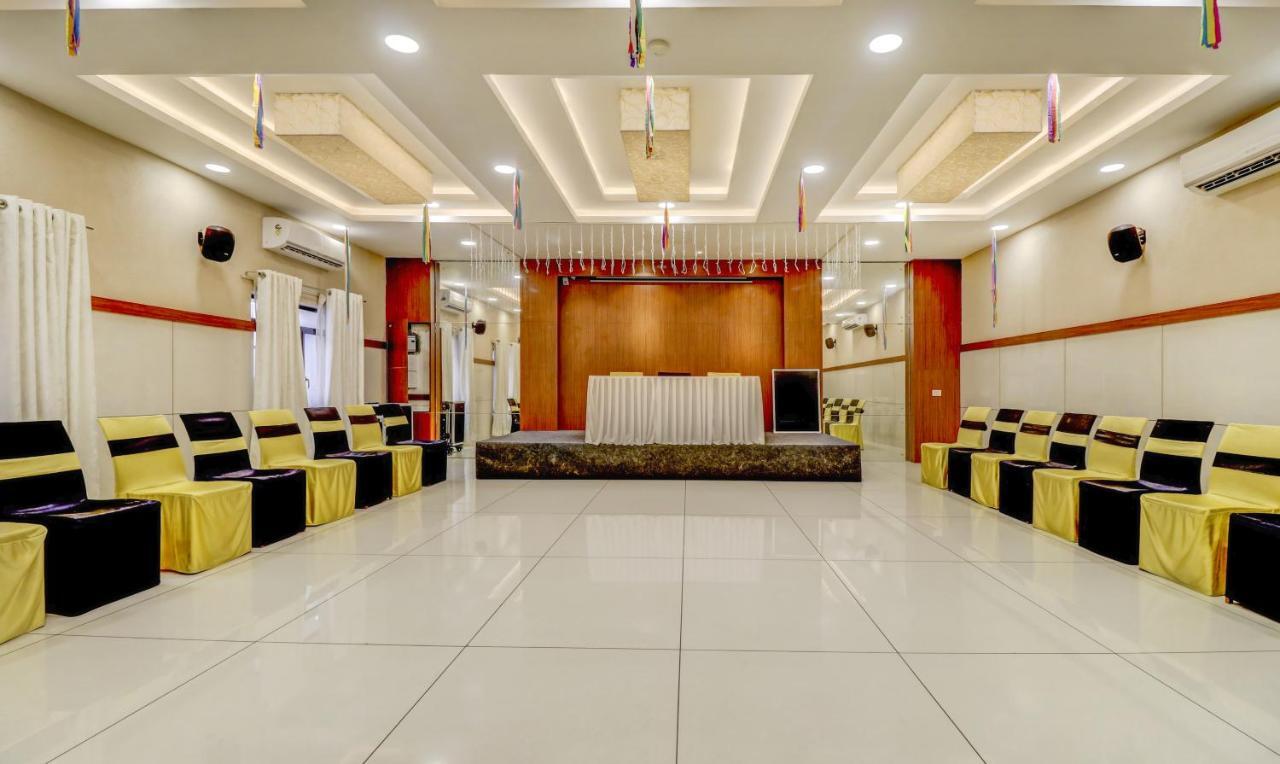 Hotel Luciya Kochi Exterior photo