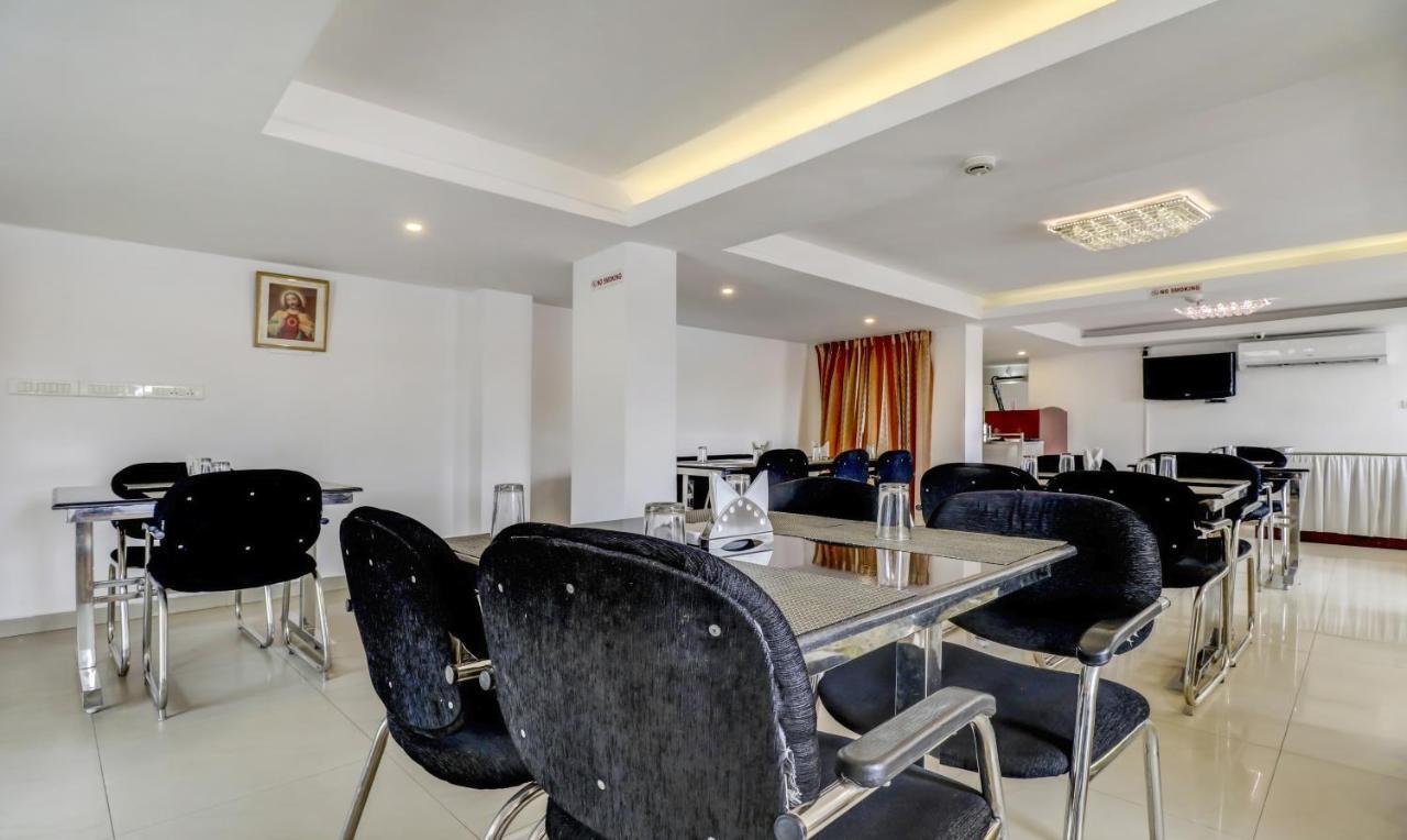 Hotel Luciya Kochi Exterior photo